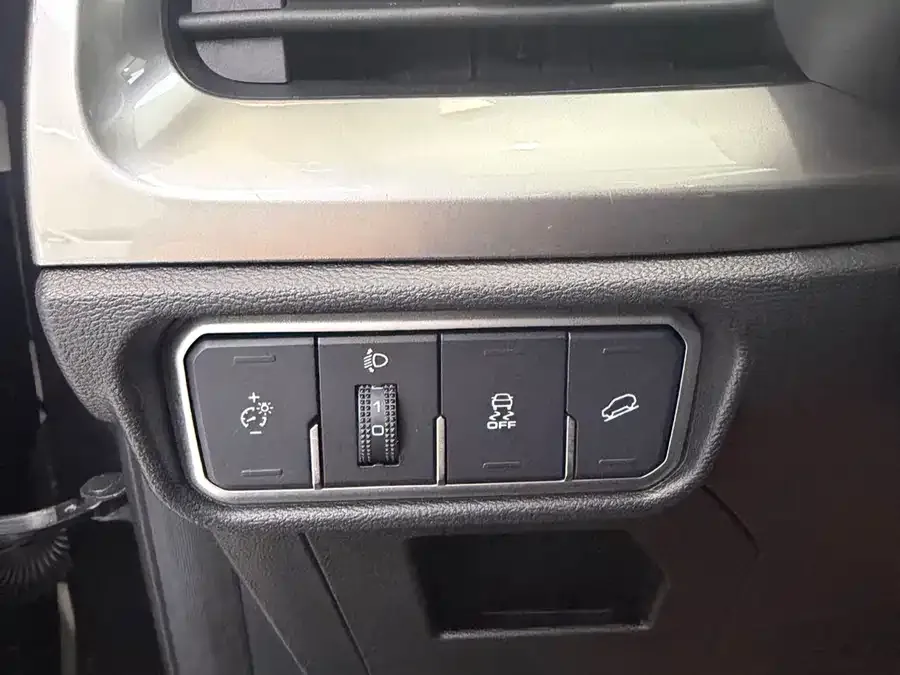 Haval H6 Haval H6 2021 National Fashion Edition 1.5T Automatic Champion Edition 2022 — миниатюра 3