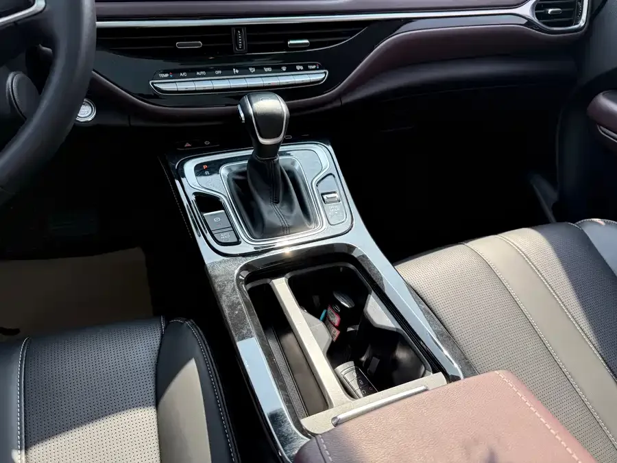 GAC Trumpchi M6 Trumpchi M6 2023 PRO 270T DCT Premium Edition 2023 — миниатюра 3