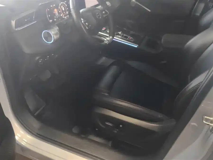 GAC Trumpchi video cool Yingku 2022 2.0T Neutron Star Pro Edition 2024 — миниатюра 3