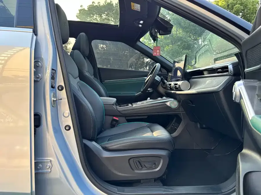 GAC Trumpchi video cool 2022 Yingku 1.5T Supernova Max Edition 2022 — миниатюра 5