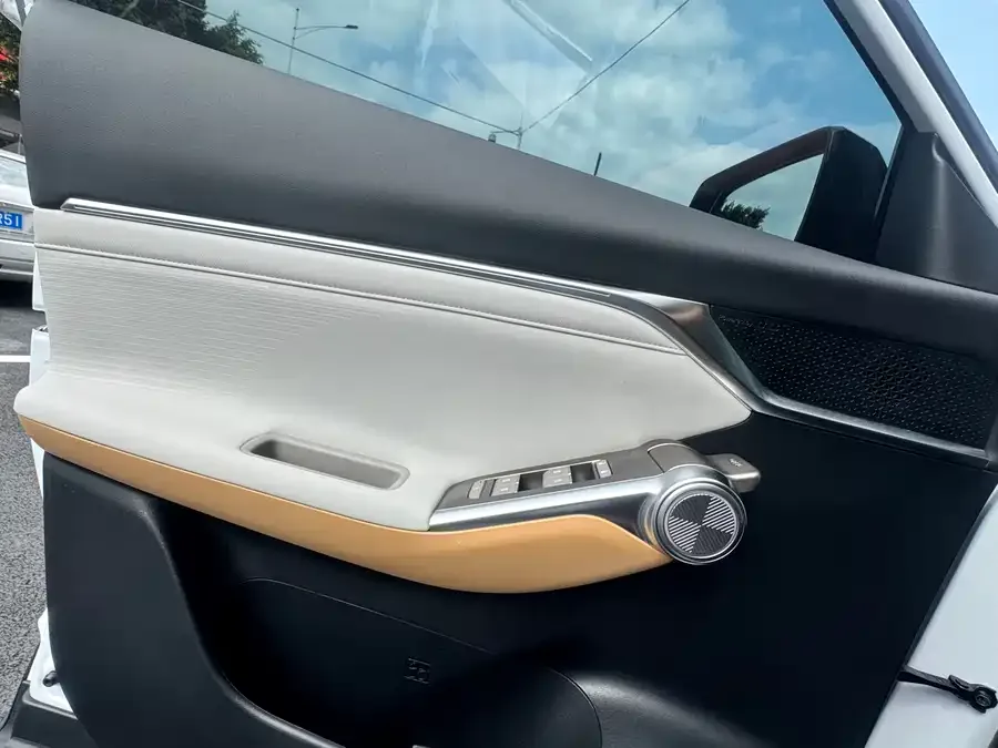 GAC Trumpchi video cool Yingku 2022 1.5T Supernova Pro Edition 2022 — миниатюра 2