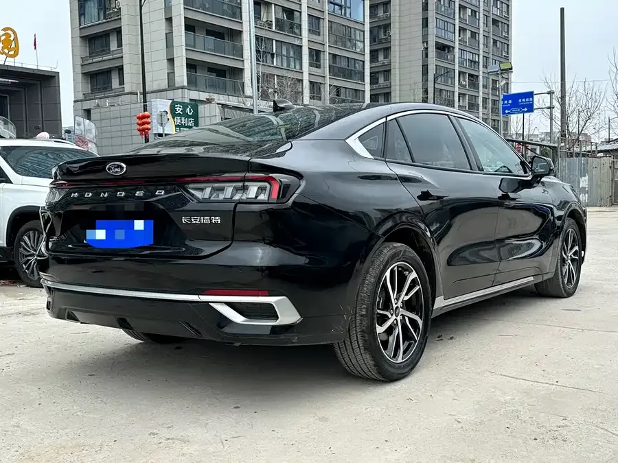 Ford Mondeo 2023 Mondeo EcoBoost 245 Luxury 2024 — миниатюра 5