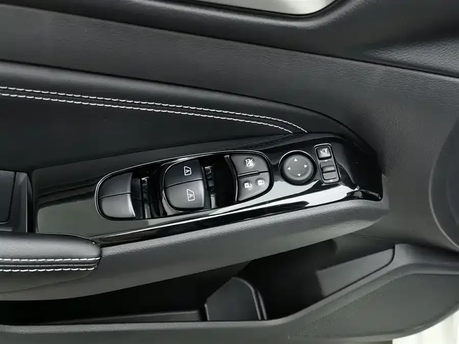 Nissan Altima Teana 2021 2.0L XL Comfort Edition 2022 — миниатюра 3