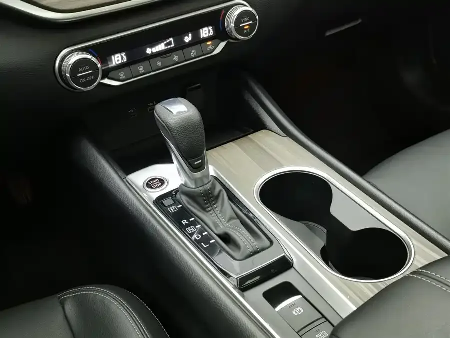 Nissan Altima Teana 2021 2.0L XL Comfort Edition 2022 — миниатюра 4