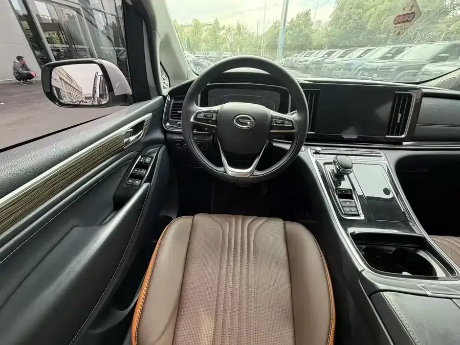 GAC Trumpchi M8 Trumpchi M8 2023 Lingxiu Series 390T Deluxe Edition 2023 — миниатюра 2