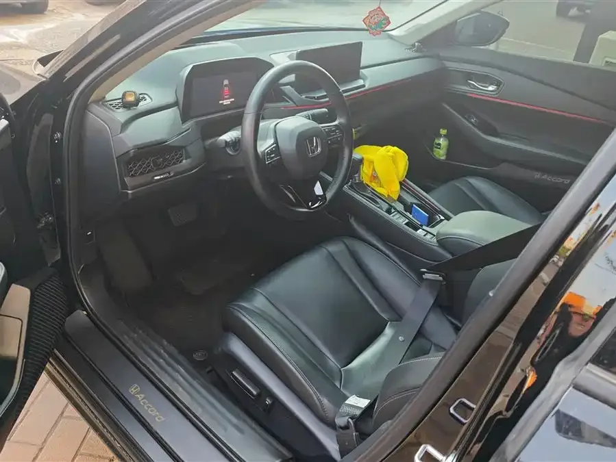 Honda Accord Accord 2025 Sports Series 260TURBO Luxury Edition 2024 — миниатюра 3