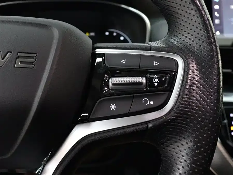 Roewe iMAX8 Roewe iMAX8 2022 400TGI flagship version 2023 — миниатюра 5