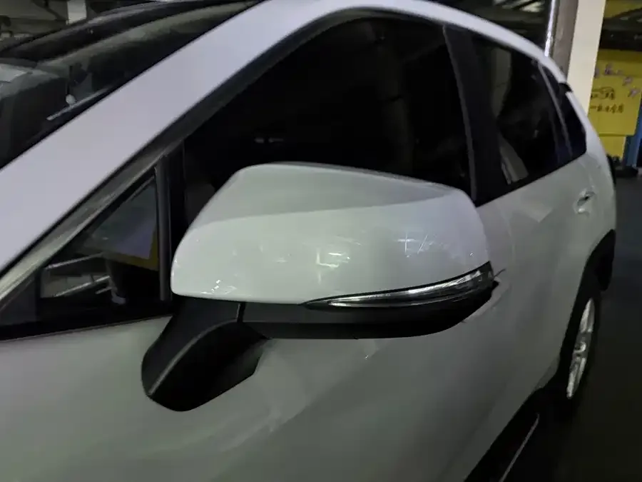 Toyota RAV4 RAV4 Rongfang 2023 2.0L CVT 2WD Urban Edition 2023 — миниатюра 2
