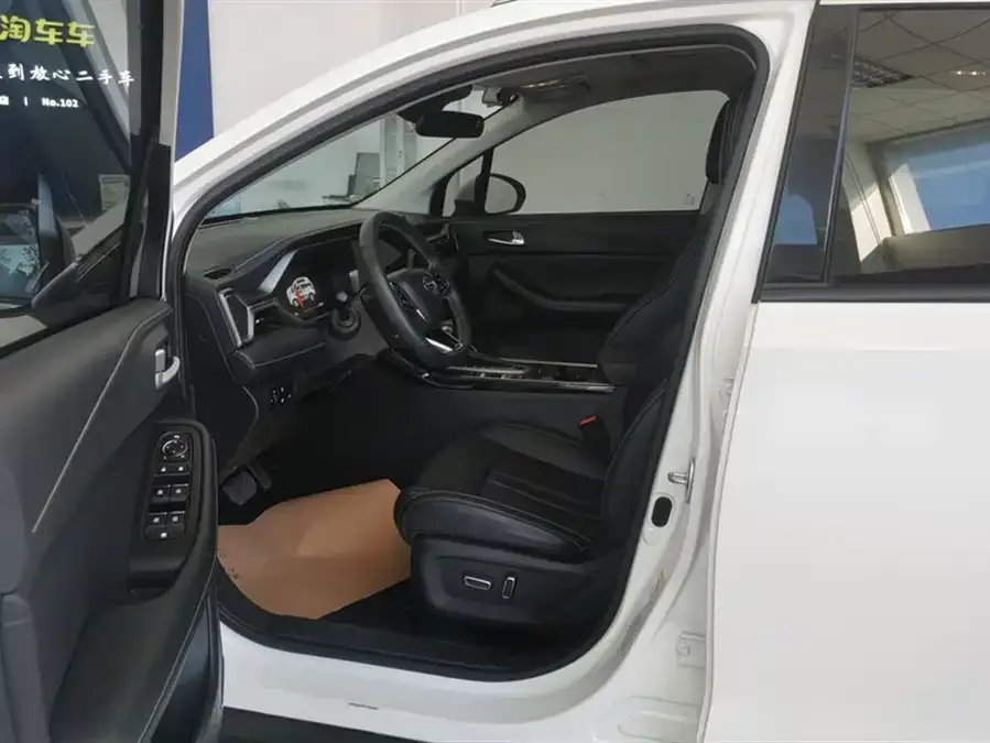 GAC Trumpchi GS4 Trumpchi GS4 2022 270T Automatic Intelligent Driving Technology Edition (Upgraded Version) 2023 — миниатюра 3