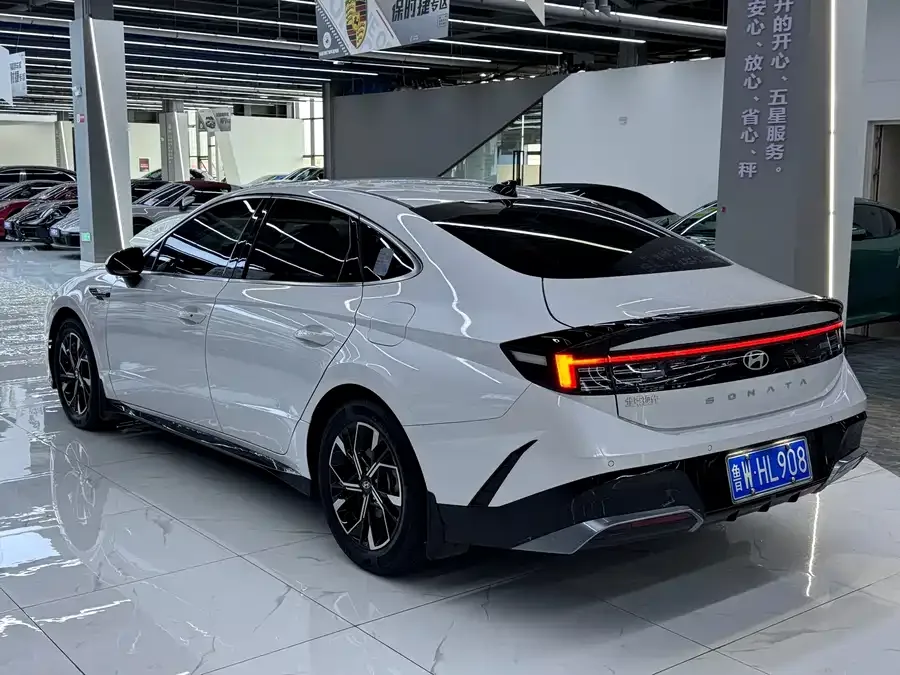 Hyundai Sonata Sonata 2024 1.5T Pro 2024 — миниатюра 2