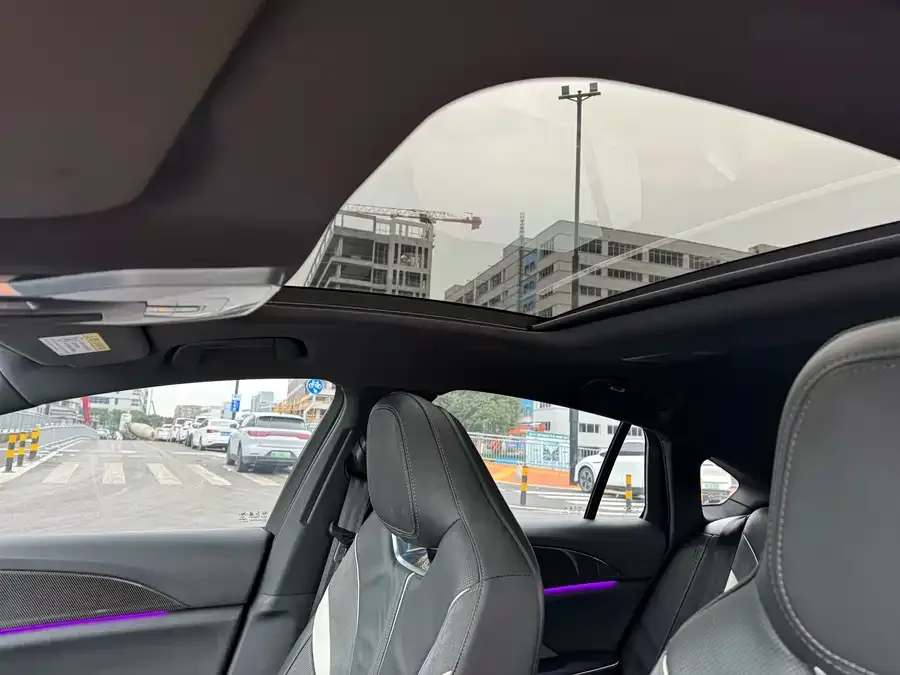 Hongqi H6 Hongqi H6 2024 2.0T Luxury Edition 2023 — миниатюра 2