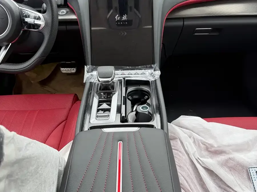 Hongqi H6 Hongqi H6 2025 2.0T American Edition 2026 — миниатюра 4
