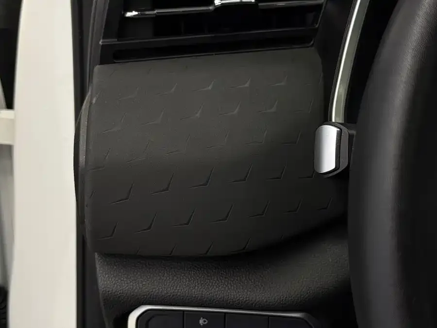 Haval Chitu (Red Rabbit) Haval Chitu 2022 Jinxiang Edition 1.5T Bronze Rabbit 2022 — миниатюра 3