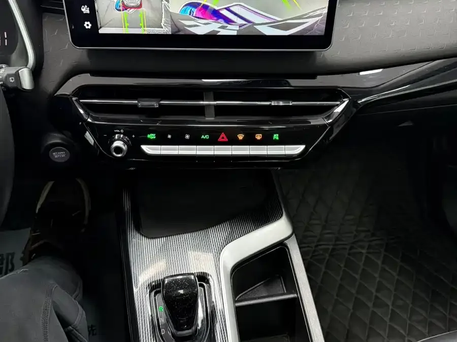 Haval Chitu (Red Rabbit) Haval Chitu 2022 Jinxiang Edition 1.5T Bronze Rabbit 2022 — миниатюра 3
