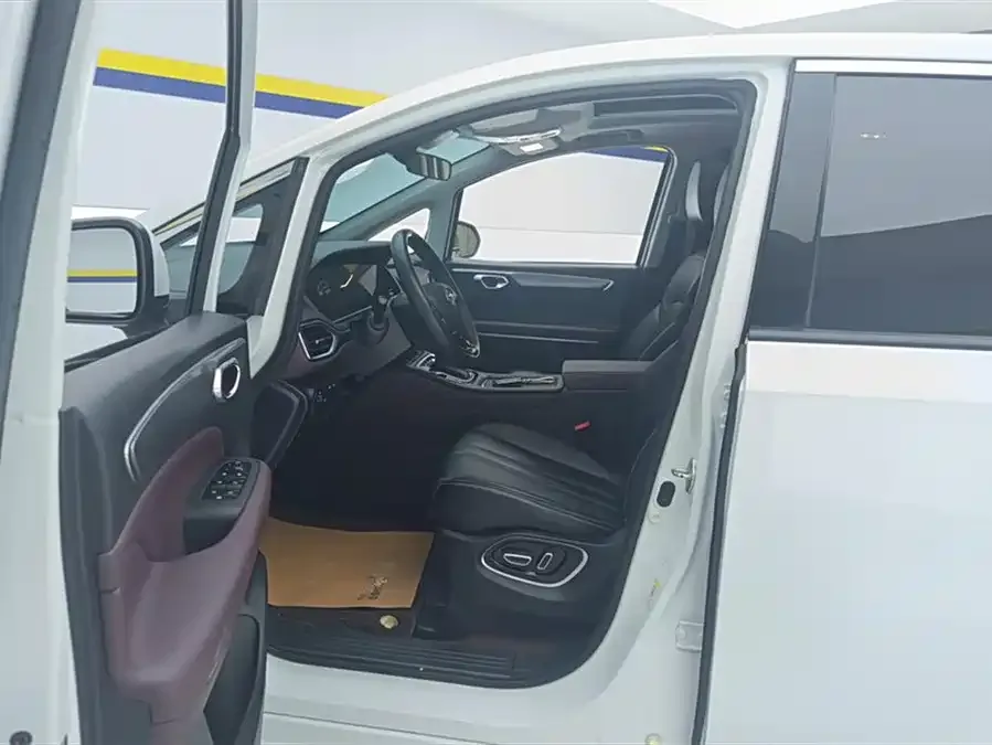GAC Trumpchi M6 Trumpchi M6 2021 PRO 270T DCT Premium Edition 2022 — миниатюра 3
