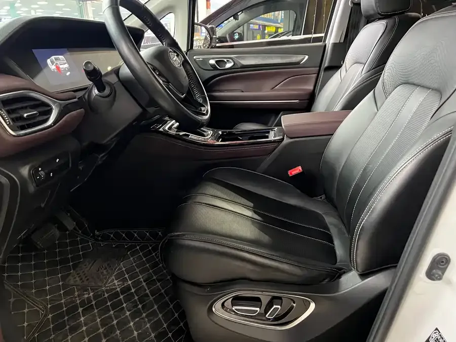 GAC Trumpchi M6 Trumpchi M6 2023 PRO 270T DCT Luxury Edition 2023 — миниатюра 3