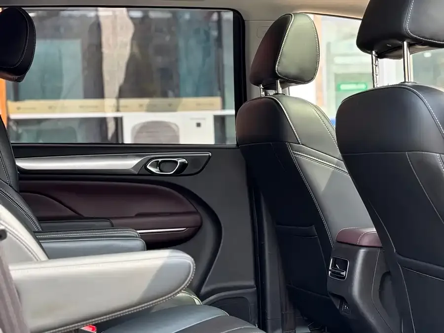GAC Trumpchi M6 Trumpchi M6 2023 PRO 270T DCT Luxury Edition 2023 — миниатюра 2