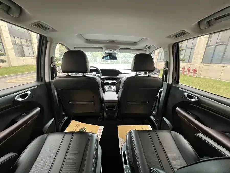 GAC Trumpchi M6 Trumpchi M6 2023 PRO 270T DCT Luxury Edition 2025 — миниатюра 4