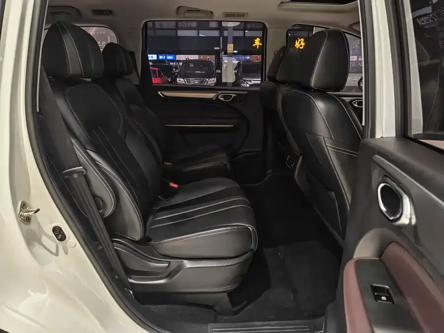 GAC Trumpchi M6 Trumpchi M6 2023 PRO 270T DCT Luxury Edition 2024 — миниатюра 3