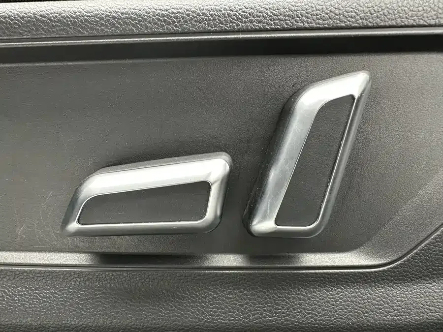 Haval First Love (Jolion) Haval First Love 2021 1.5T Automatic Junior Edition 2022 — миниатюра 4
