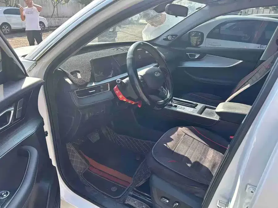 Chery Tiggo 7 PLUS Tiggo 7 PLUS 2022 1.5T CVT Royal Yellow Limited Edition Premium 2022 — миниатюра 3