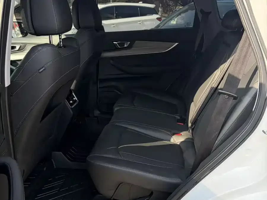 Chery Tiggo 8 Tiggo 8 2023 Kunpeng Edition 290TGDI Automatic Excellence Edition 2023 — миниатюра 2