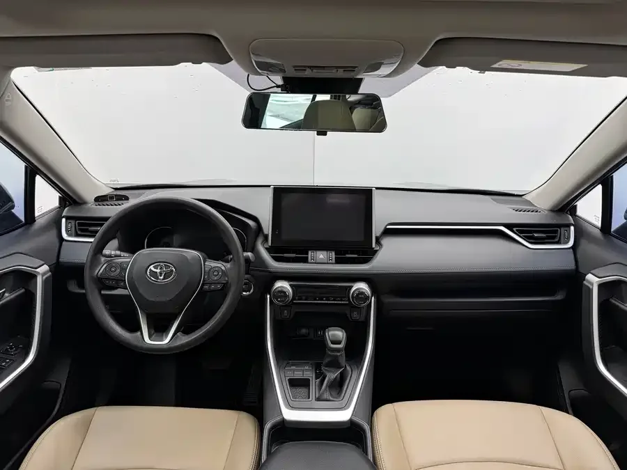 Toyota RAV4 RAV4 Rongfang 2021 2.0L CVT 2WD Fashion Edition 2022 — миниатюра 5
