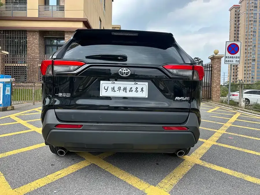 Toyota RAV4 RAV4 Rongfang 2023 2.0L CVT 2WD Urban Edition 2023 — миниатюра 3