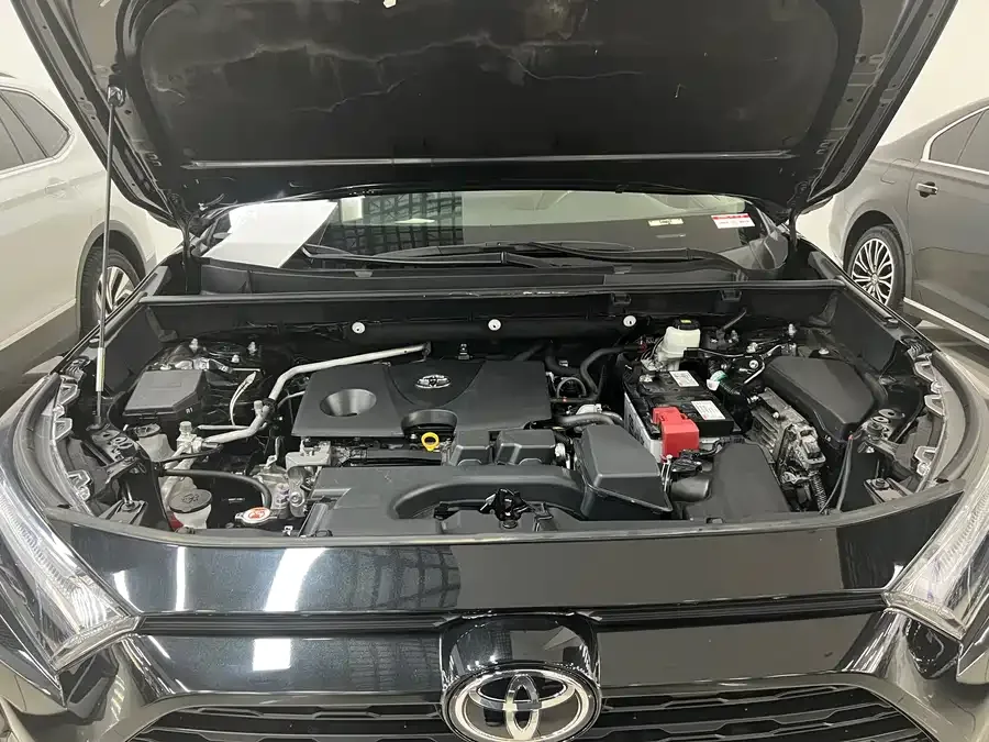 Toyota RAV4 RAV4 Rongfang 2023 2.0L CVT 2WD Fashion PLUS Edition 2024 — миниатюра 3