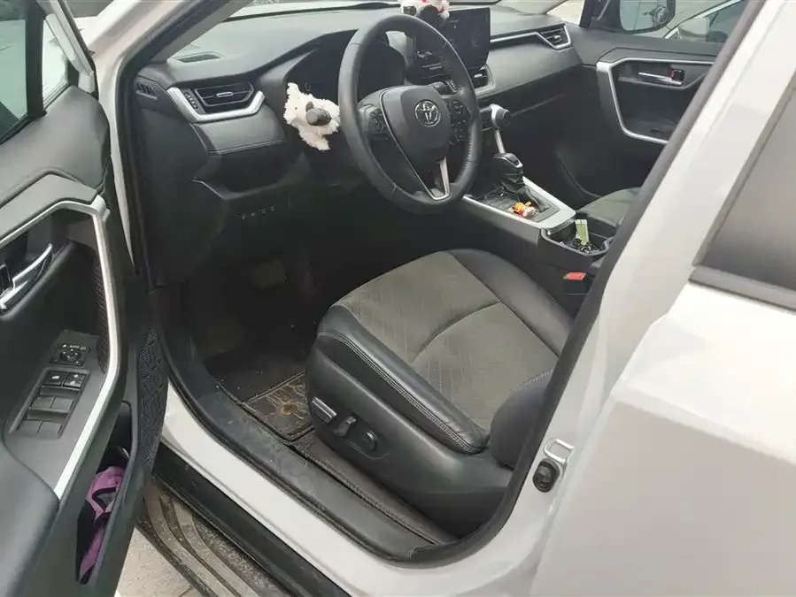 Toyota RAV4 RAV4 Rongfang 2023 2.0L CVT 4WD Adventure PLUS Edition 2024 — миниатюра 3