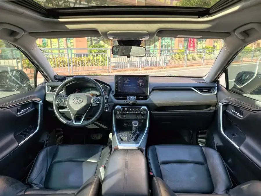 Toyota RAV4 RAV4 Rongfang 2022 2.0L CVT 2WD Fashion PLUS Edition 2022 — миниатюра 5