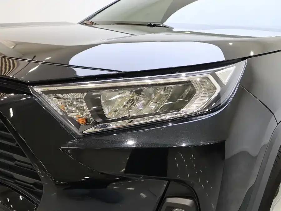 Toyota RAV4 RAV4 Rongfang 2023 2.0L CVT 2WD Urban Edition 2024 — миниатюра 2