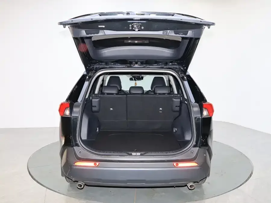 Toyota RAV4 RAV4 Rongfang 2023 2.0L CVT 2WD Urban Edition 2024 — миниатюра 3
