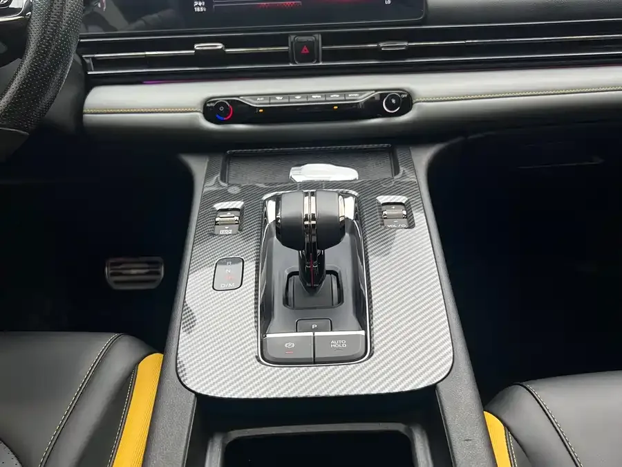 GAC Trumpchi Shadow Leopard Shadow Leopard 2023 270T DCT J15 Edition 2023 — миниатюра 4