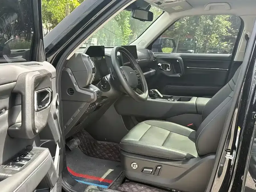 Haval Big Dog PLUS Haval Big Dog PLUS 2023 1.5T 2WD Trendy Wild Edition Plus 2024 — миниатюра 2