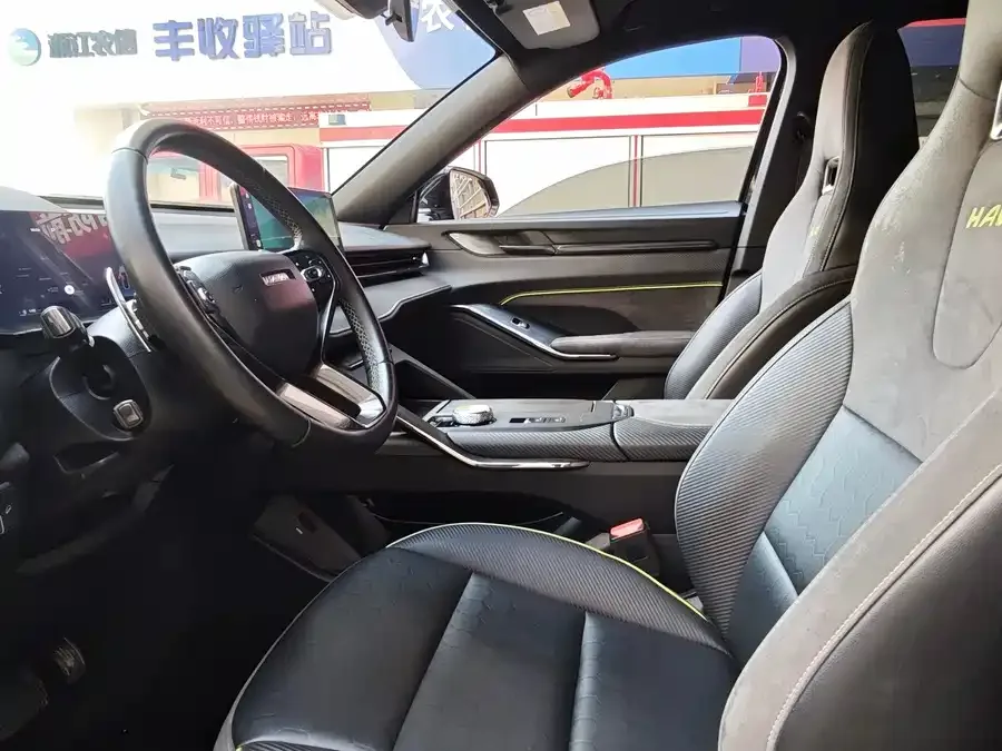 Haval H6S Haval H6S 2022 2.0T 2WD Joy Run Edition 2022 — миниатюра 2