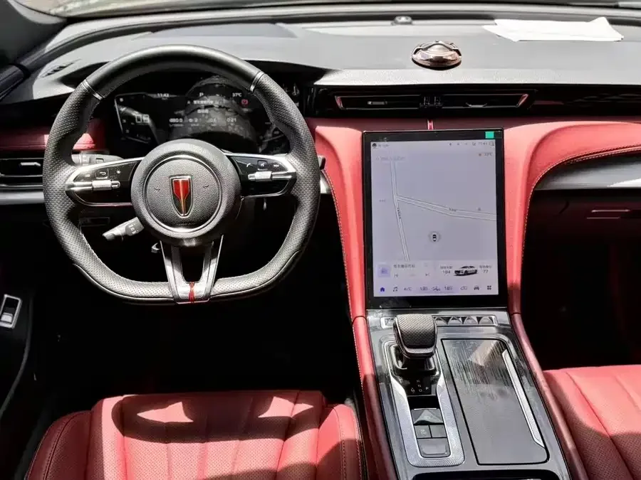 Hongqi H5 Hongqi H5 2025 2.0T Automatic Shadow Edition 2025 — миниатюра 2