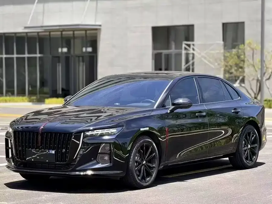 Hongqi H5 Hongqi H5 2025 2.0T Automatic Shadow Edition 2025 — фото 1, купить с доставкой в Москву