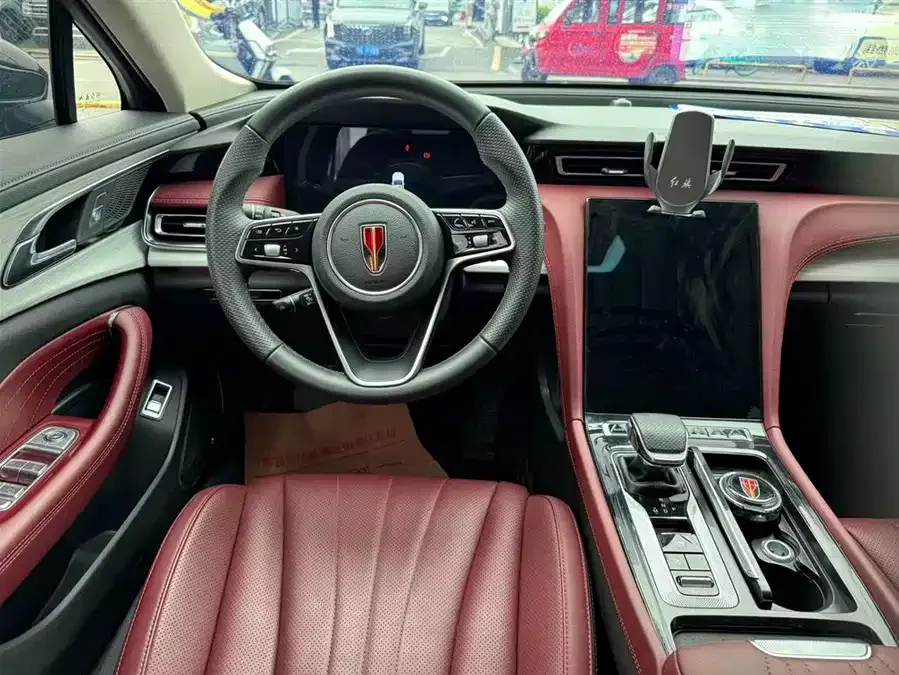 Hongqi H5 Hongqi H5 2024 2.0T Automatic Intelligent Connection Flagship Edition 2024 — миниатюра 2