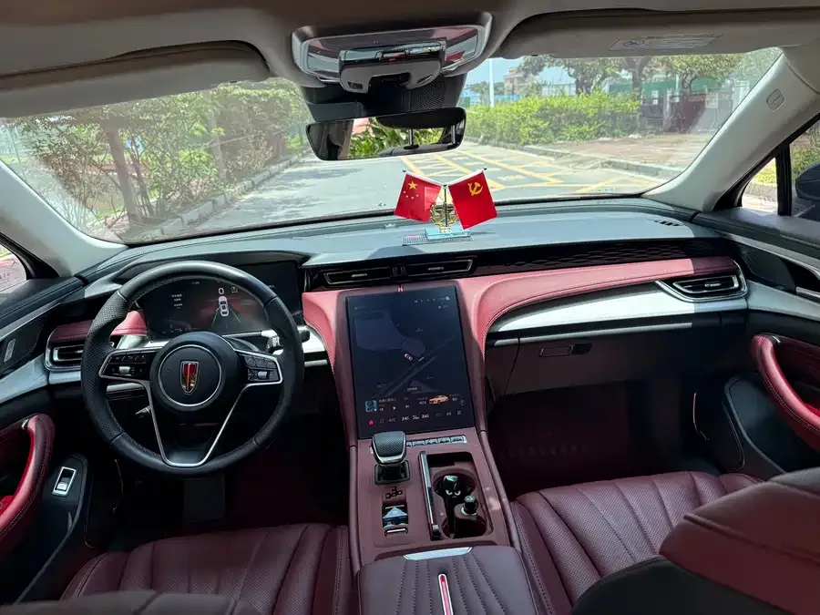 Hongqi H5 Hongqi H5 2025 2.0T Automatic Flagship Edition 2025 — миниатюра 2