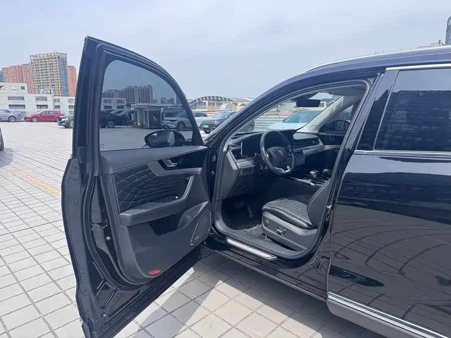 Hongqi HS5 Hongqi HS5 2022 2.0T Zhilian Flagship Edition 2023 — миниатюра 2