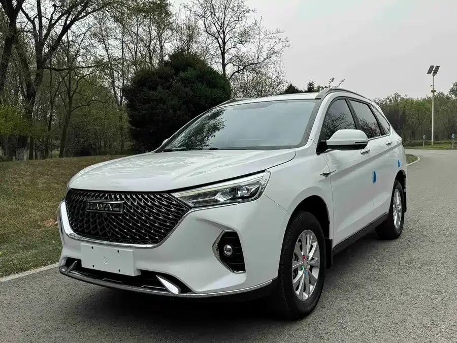 Haval M6 Haval M6 2023 PLUS 1.5T manual luxury smart connected model 2023 — фото 1, купить с доставкой в Москву