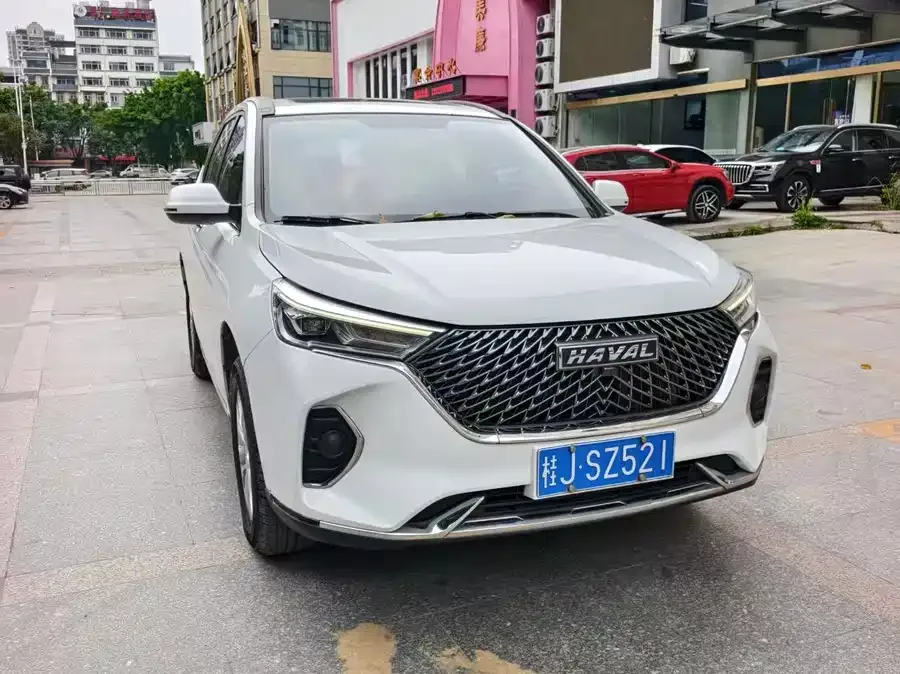 Haval M6 Haval M6 2021 PLUS 1.5T DCT Comfort Edition 2022 — фото 1, купить с доставкой в Москву