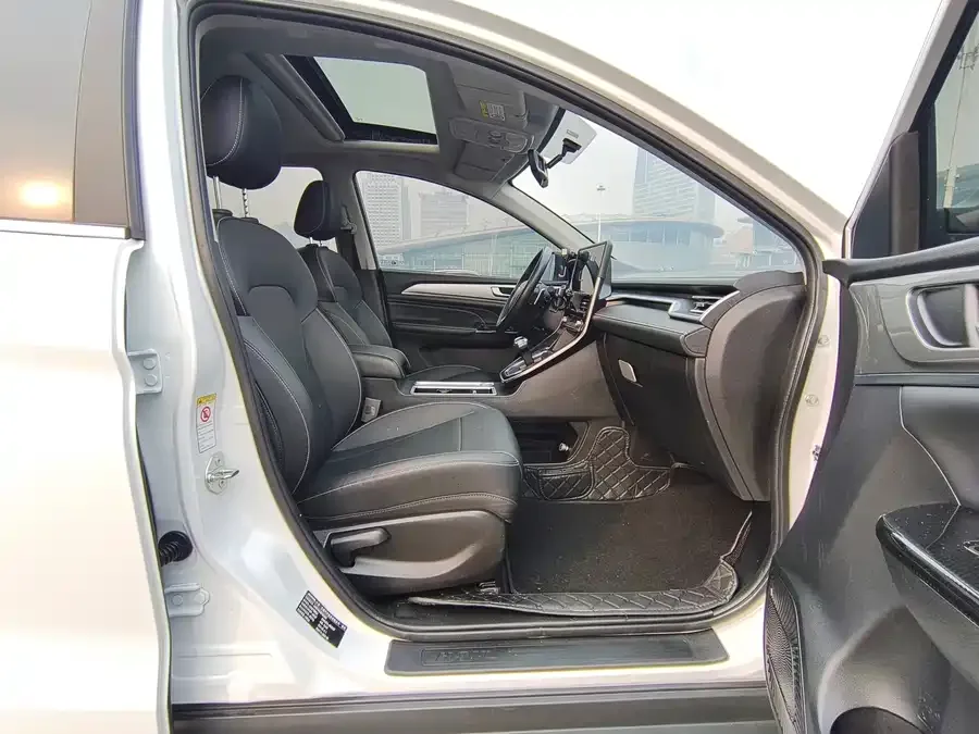 Haval M6 Haval M6 2021 PLUS 1.5T DCT Smart Edition 2022 — миниатюра 3