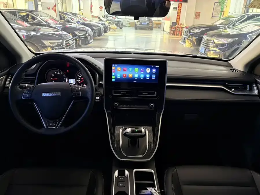 Haval M6 Haval M6 2021 PLUS 1.5T DCT Luxury Smart Connected Edition 2022 — миниатюра 5