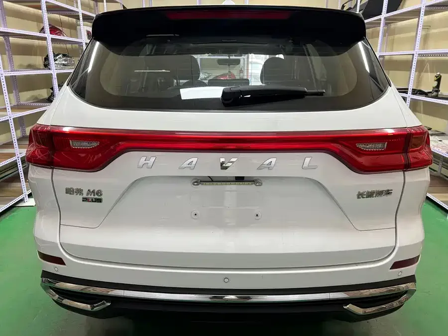 Haval M6 Haval M6 2021 PLUS 1.5T DCT Luxury Smart Connected Edition 2022 — миниатюра 2