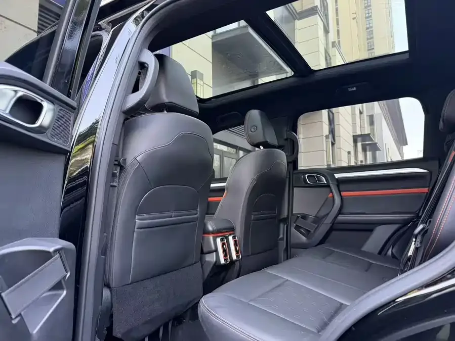 Haval Big dog Haval Big Dog 2022 1.5T DCT 2WD Horse Dog Hunting Edition 2022 — миниатюра 2
