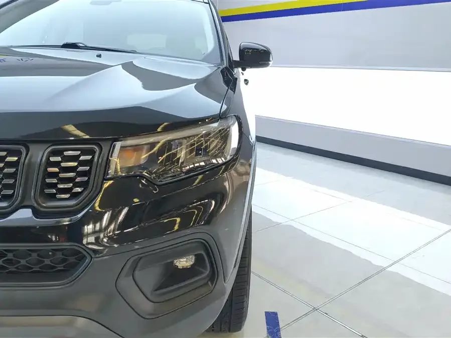 Jeep Compass 2021 Compass 220T Automatic Leading Edition 2022 — миниатюра 2