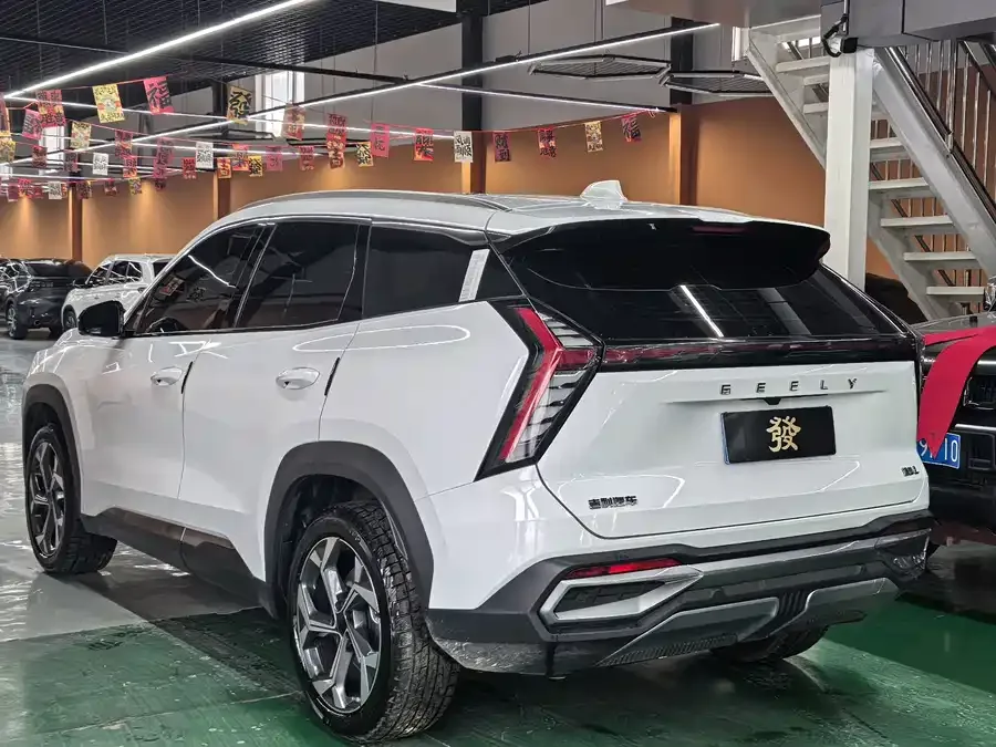 Geely Atlas L Boyue L 2024 1.5TD DCT Longteng Edition 2024 — миниатюра 2