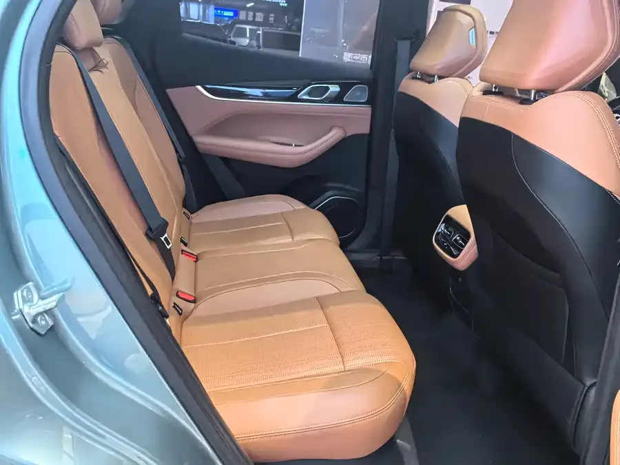 Geely Atlas L Boyue L 2025 fourth generation 1.5TD DCT Jinxiu 2025 — миниатюра 5